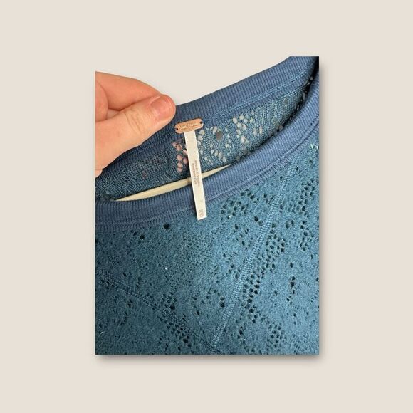 Free People Not Cold in This Top Sapphire Size XS - Picture 6 of 7